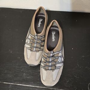 Skechers Breathe Easy 23010 Brown Casual Slip On Shoes Size 7.5 EUC